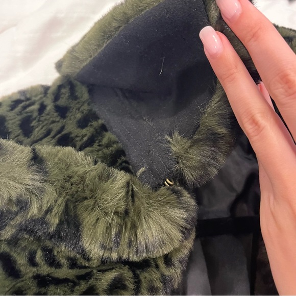 Zadig & Voltaire green leopard faux fur jacket - Picture 6 of 10